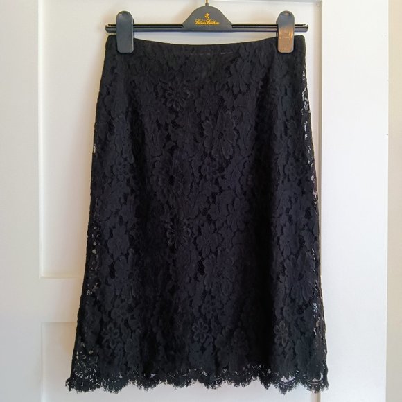 Brooks Brothers Dresses & Skirts - Brooks Brothers Y2K Signature Black Lace Skirt Beautiful and Classic